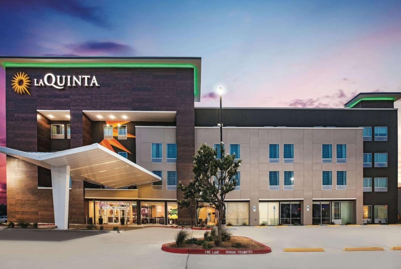 La Quinta By Wyndham Mcallen La Plaza Mall Exterior photo